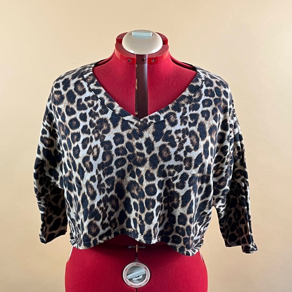 Turquoise Haven Medium Leopard Print Lounge/Pajama Set